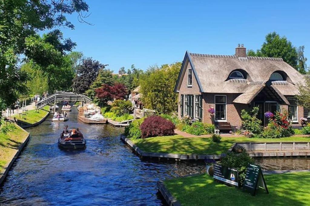 Tiny House Giethoorn Villa Ngoại thất bức ảnh